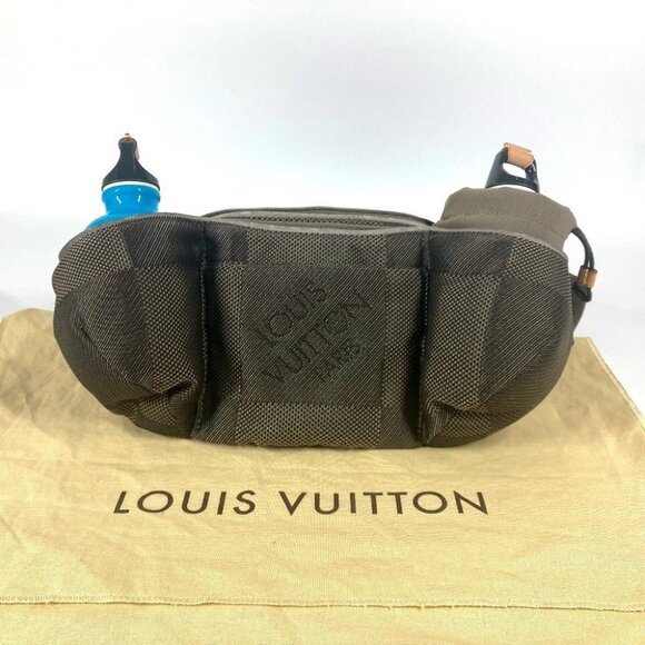 LOUIS VUITTON M93211 Damier Geant Ceinture Jogging Belt bag with 2 water bottles - Picture 1 of 16
